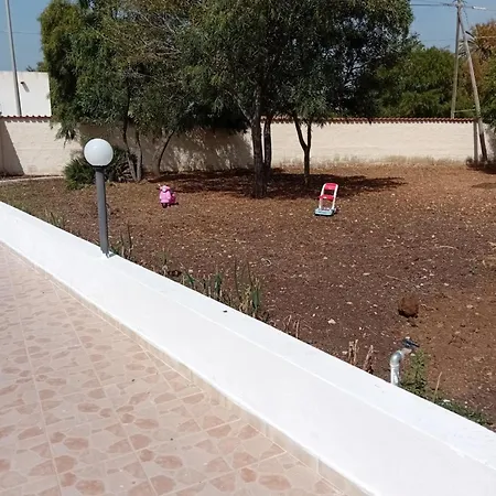 Tanoelvira Guest house *