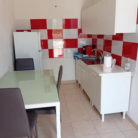 Guest house Tanoelvira *
