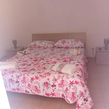 Tanoelvira Guest house *