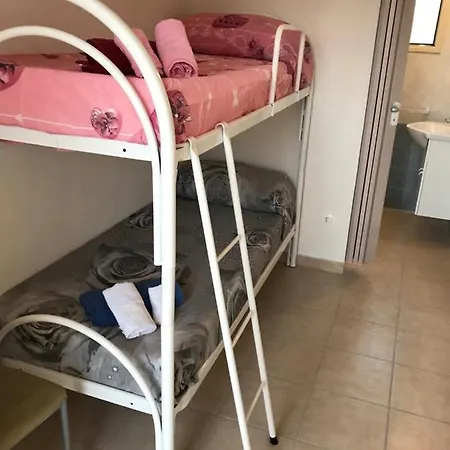 Konukevi Tanoelvira 3*