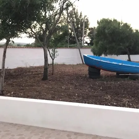 Tanoelvira Guest house *